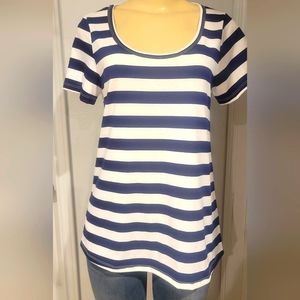 LULAROE blue & white striped tee size XS